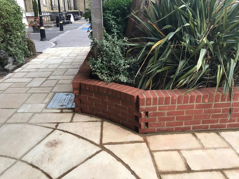 02 Brickwalls and retaining walls